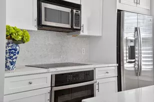 4 Mt Vernon Ave, Boston, MA 02129 - Photo 13