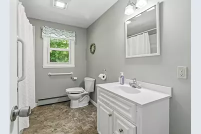 83 Strong St, Easthampton, MA 01027 - Photo 21