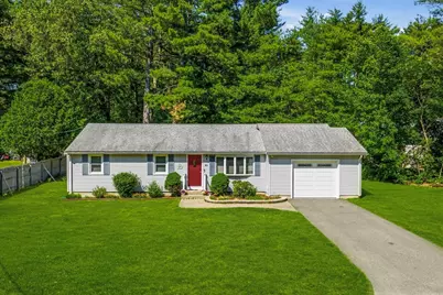 83 Strong St, Easthampton, MA 01027 - Photo 3