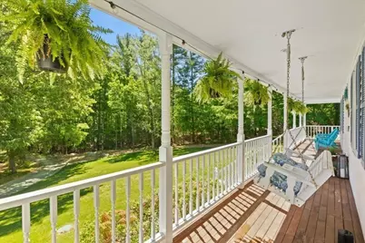 136 Paradise Ln, Rochester, MA 02770 - Photo 5