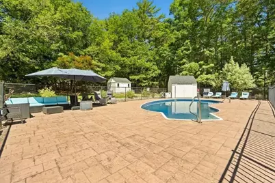 136 Paradise Ln, Rochester, MA 02770 - Photo 35