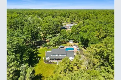 136 Paradise Ln, Rochester, MA 02770 - Photo 3