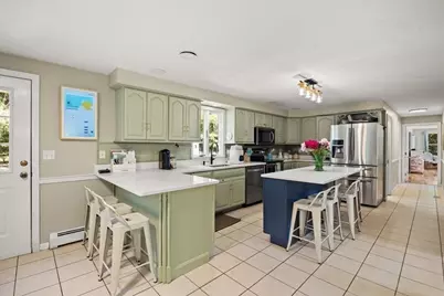 136 Paradise Ln, Rochester, MA 02770 - Photo 9