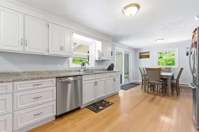 137 Holten, Danvers, MA 01923 - Photo 9