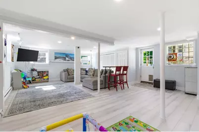 137 Holten, Danvers, MA 01923 - Photo 19