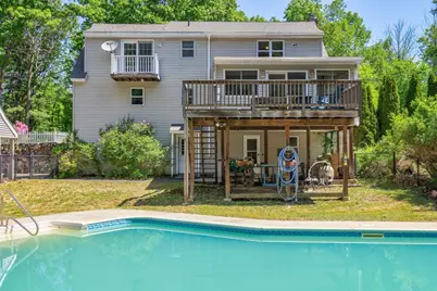 27 Davis St, Rutland, MA 01543 - Photo 9