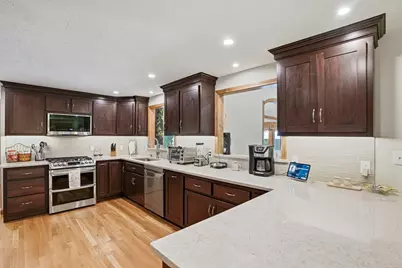 36 Jackson Circle, Franklin, MA 02038 - Photo 9