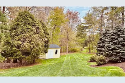 36 Jackson Circle, Franklin, MA 02038 - Photo 5