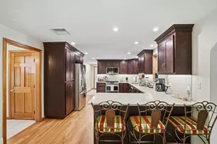 36 Jackson Cir, Franklin, MA 02038 - Photo 11