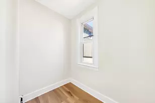 233 Maxfield St, New Bedford, MA 02740 - Photo 17