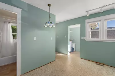 14 Saybrook Rd, Worcester, MA 01604 - Photo 5
