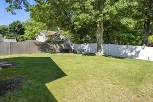 14 Saybrook Rd, Worcester, MA 01604 - Photo 13