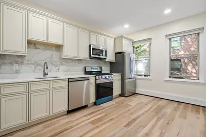 122 Union Park Street #1, Boston, MA 02118 - Photo 3