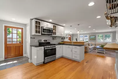 58 Bay View Ave, Quincy, MA 02169 - Photo 11