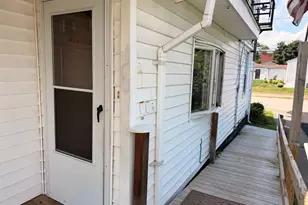 326 Thacher St, Attleboro, MA 02703 - Photo 23