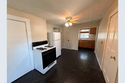 326 Thacher St, Attleboro, MA 02703 - Photo 5