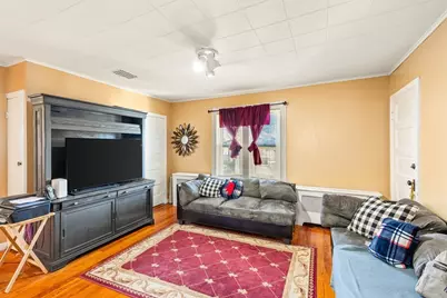 232 Mt Pleasant, Fall River, MA 02720 - Photo 7