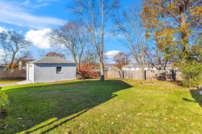 232 Mt Pleasant, Fall River, MA 02720 - Photo 23