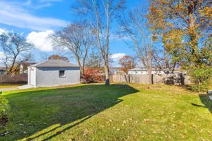 232 Mt Pleasant, Fall River, MA 02720 - Photo 23