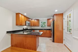 21 Cherokee Rd, Acton, MA 01720 - Photo 3