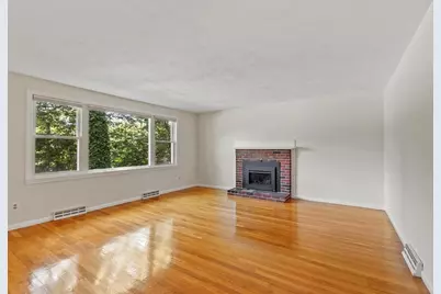 21 Cherokee Rd, Acton, MA 01720 - Photo 11
