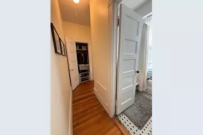 7 Grove St. #11, Boston, MA 02114 - Photo 5