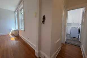 7 Grove St, Boston, MA 02114 - Photo 5