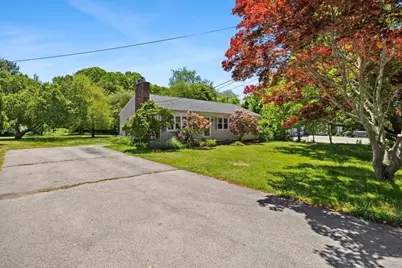 110 Bushee Rd, Swansea, MA 02777 - Photo 3
