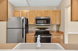 16 Maple Crest Cir, Holyoke, MA 01040 - Photo 13