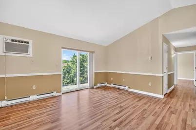 16 Maple Crest Cir #J, Holyoke, MA 01040 - Photo 9