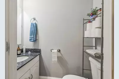 129 M St #1, Boston, MA 02127 - Photo 5