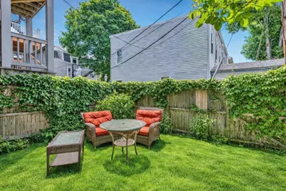 129 M St #1, Boston, MA 02127 - Photo 11