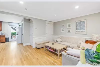 129 M St #1, Boston, MA 02127 - Photo 3