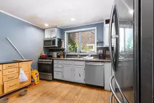 27 Highland Shores Dr, Wareham, MA 02571 - Photo 3