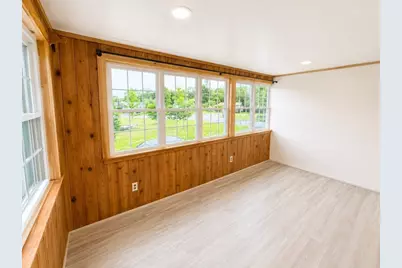21 Center Street, Granby, MA 01033 - Photo 9