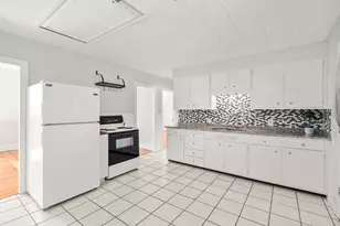 37 Wellman St, Beverly, MA 01915 - Photo 9