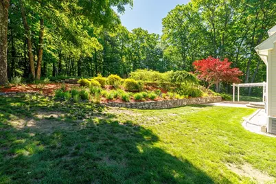 34 Beechwood Cir, Northborough, MA 01532 - Photo 7
