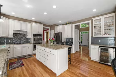 34 Beechwood Cir, Northborough, MA 01532 - Photo 23