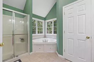 34 Beechwood Cir, Northborough, MA 01532 - Photo 31