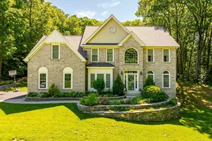 34 Beechwood Cir, Northborough, MA 01532 - Photo 1