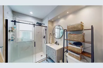 435 E 7th St #2, Boston, MA 02127 - Photo 21