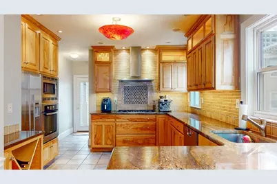435 E 7th St #2, Boston, MA 02127 - Photo 3