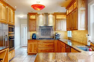 435 E 7th St, Boston, MA 02127 - Photo 3
