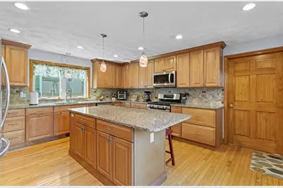 341 Linwood St, Lynn, MA 01905 - Photo 11