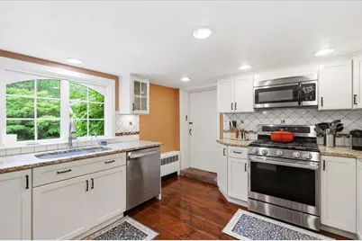 354 High St, Pembroke, MA 02359 - Photo 17