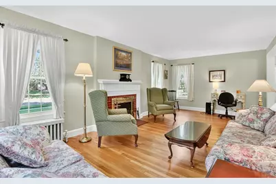 169 Greenacre Ave, Longmeadow, MA 01106 - Photo 11