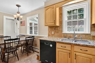 169 Greenacre Ave, Longmeadow, MA 01106 - Photo 5