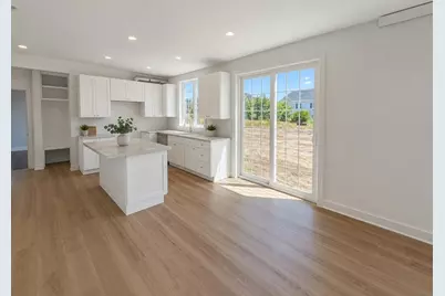7 Lamire Way, Uxbridge, MA 01569 - Photo 3