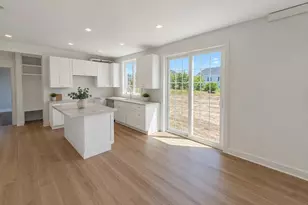 7 Lamire Way, Uxbridge, MA 01569 - Photo 3