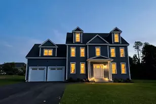 7 Lamire Way, Uxbridge, MA 01569 - Photo 1
